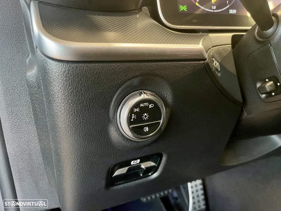 Mercedes-Benz C 300 e T 9G-TRONIC AMG Line - 20