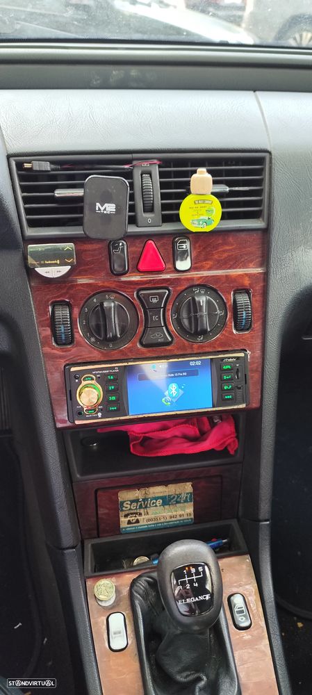 Mercedes-Benz C 200 - 6