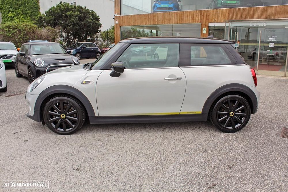 MINI 3 Portas Cooper SE Essential - 8