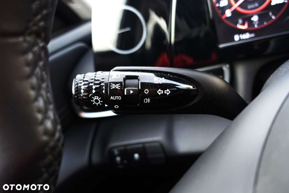 Hyundai Elantra - 22