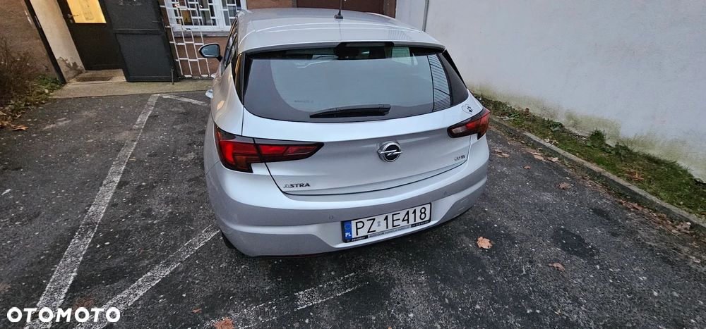 Opel Astra 1.6 CDTI Enjoy S&S - 3