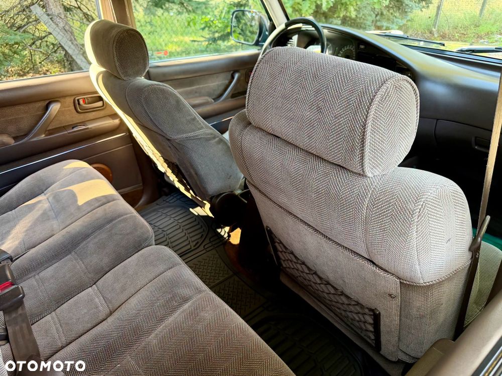 Toyota Land Cruiser FZJ80 - 37