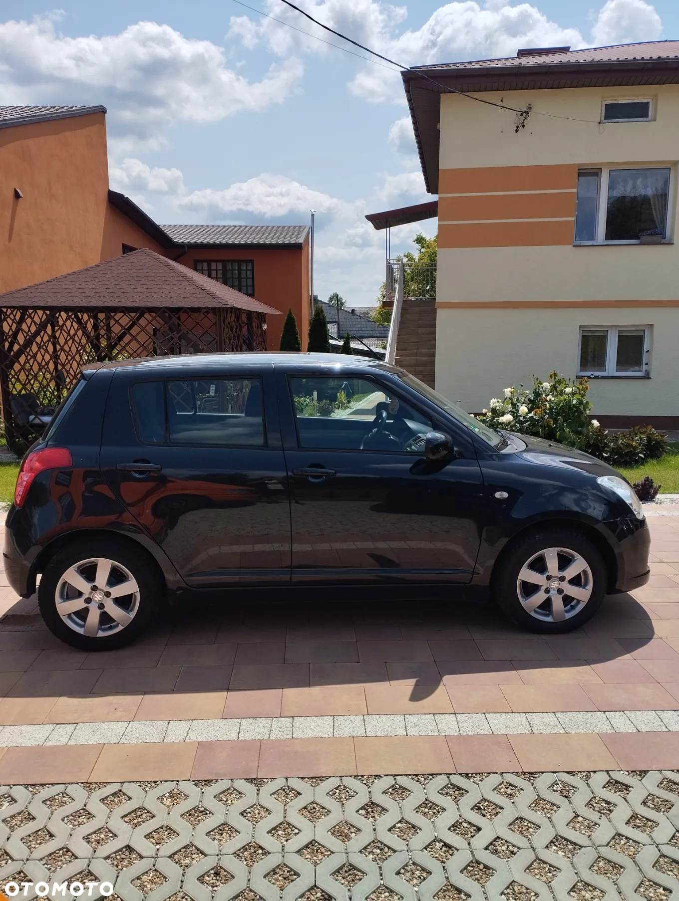 Suzuki Swift - 4