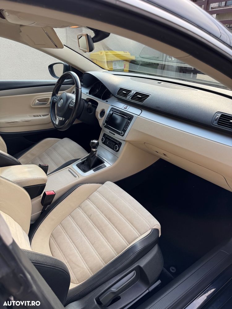 Volkswagen Passat CC 2.0 TDI 4Motion BMT - 2