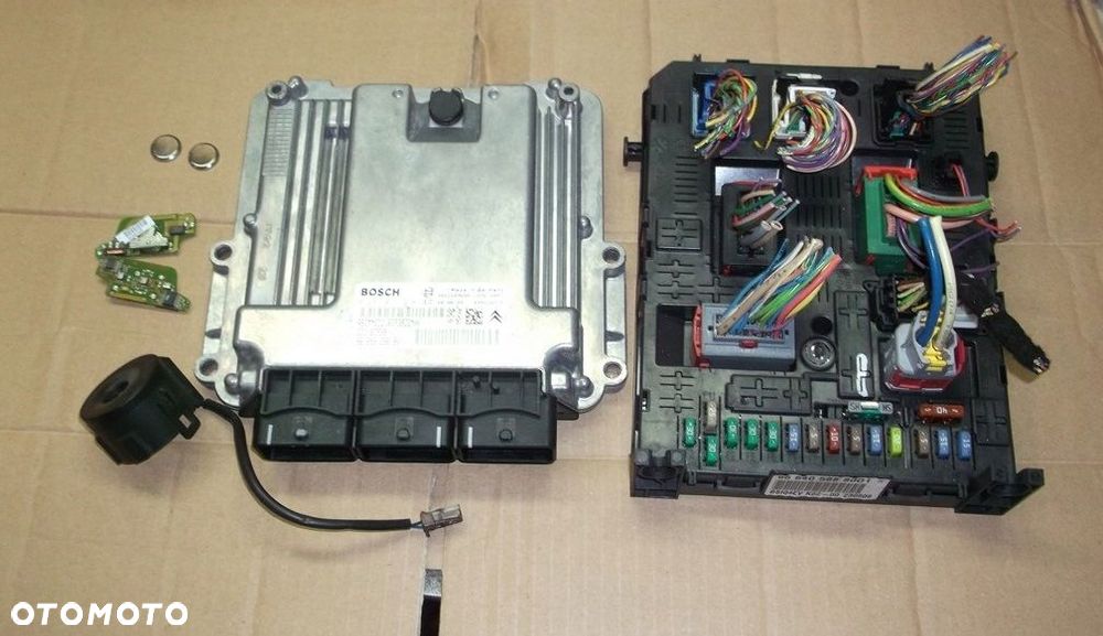 CITROEN C5 III 2,2 HDI 170 KM ZESTAW STARTOWY - 1