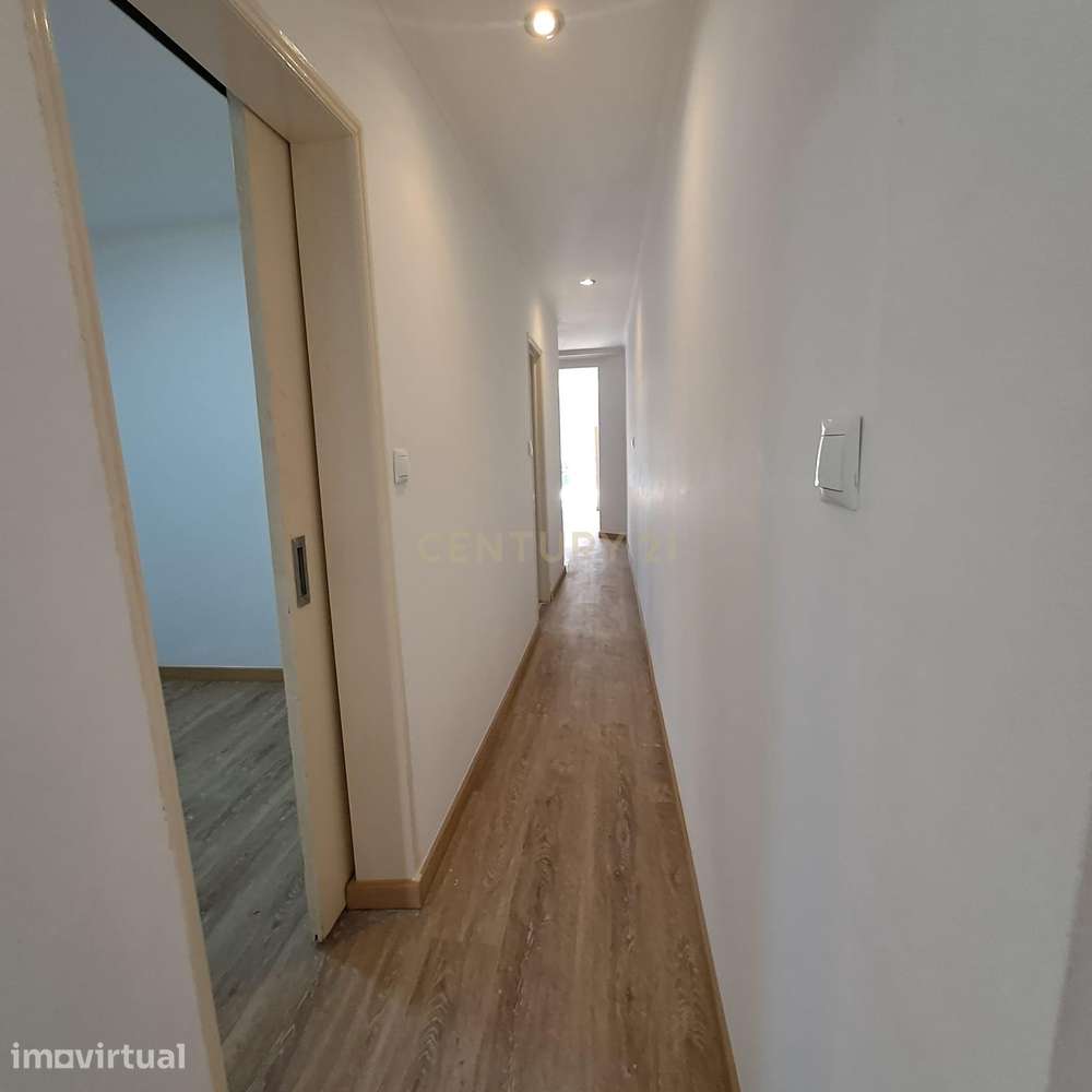 Apartamento Renovado na Ajuda, Lisboa com Ar Condicionado - Grande imagem: 4/19