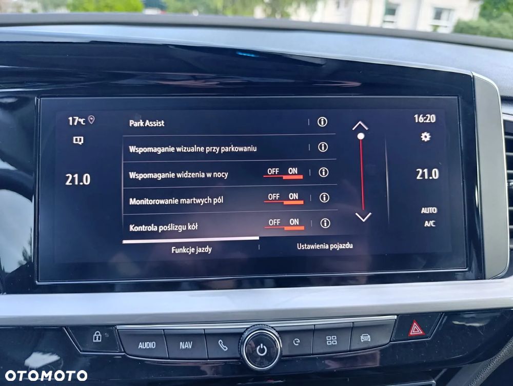 Opel Grandland 1.6 T PHEV Business Elegance - 21