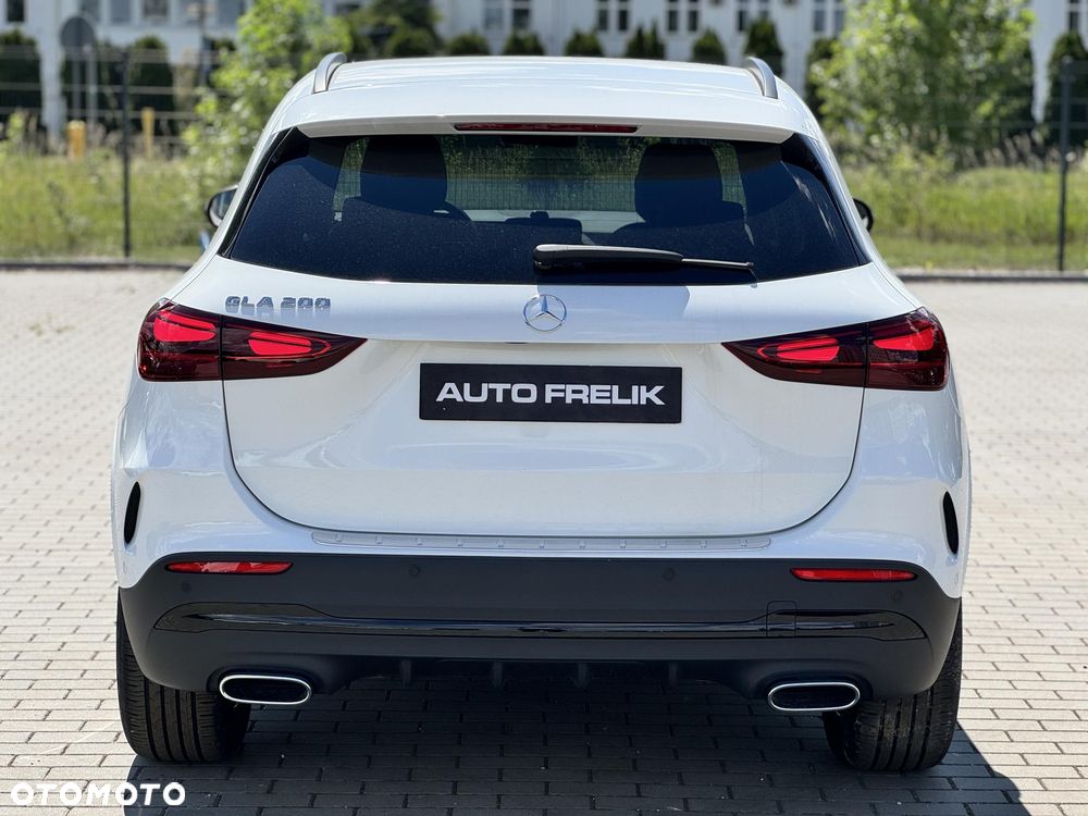 Mercedes-Benz GLA 200 mHEV AMG Line 7G-DCT - 11