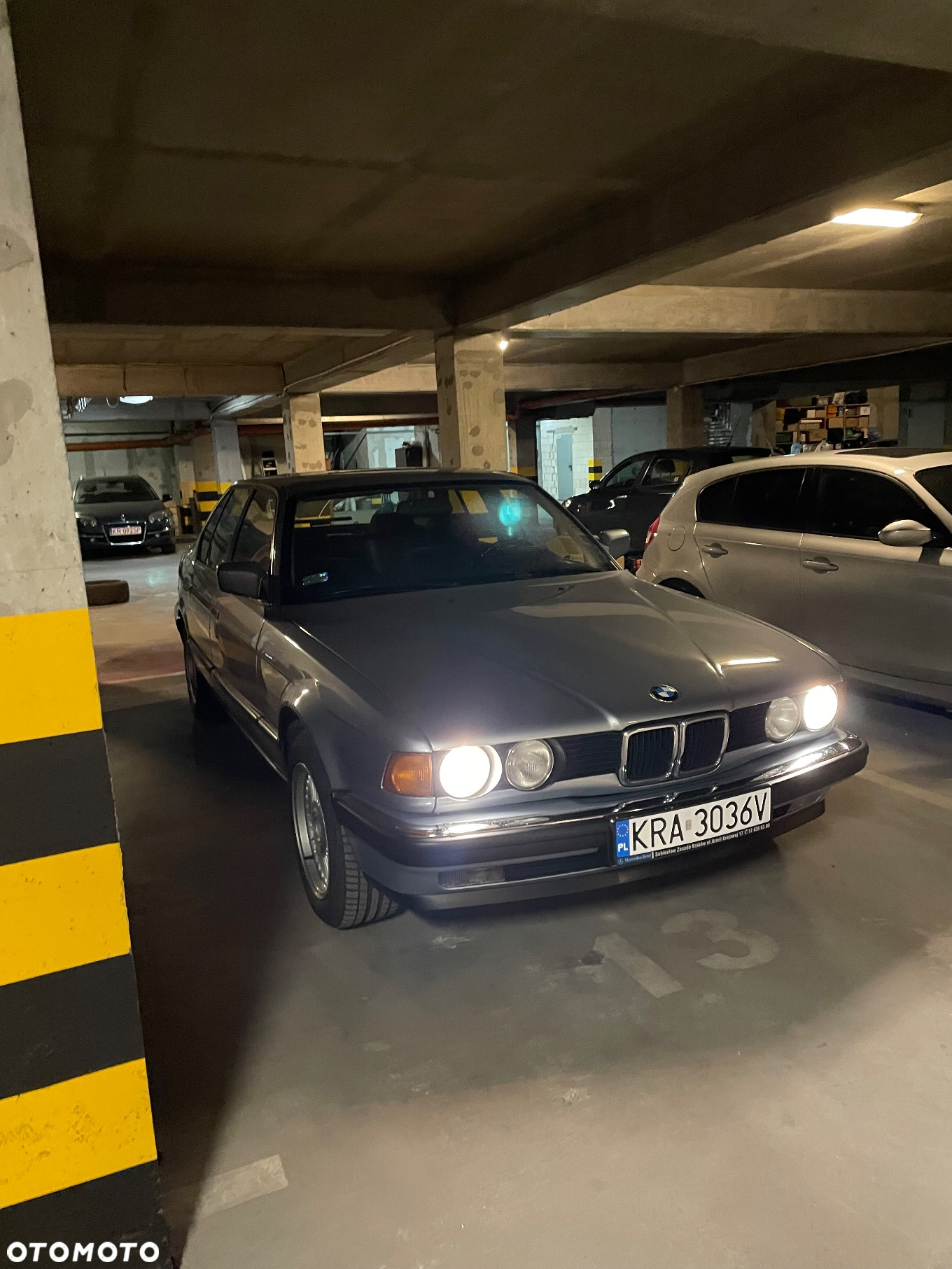 BMW Seria 7 - 33