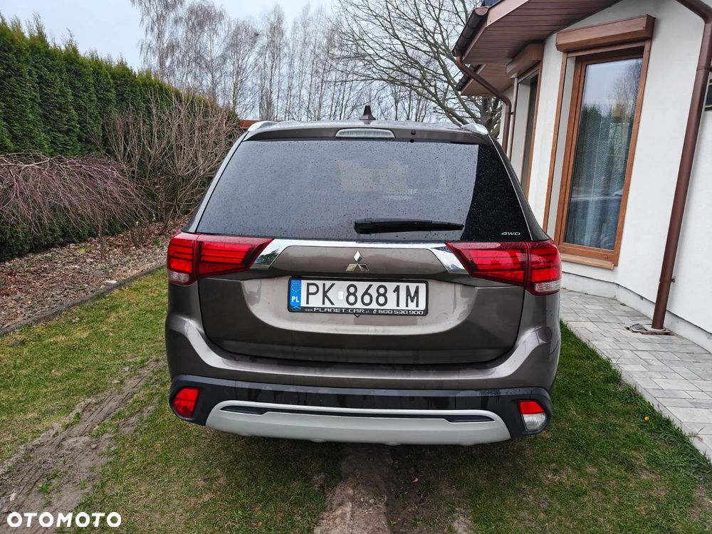 Mitsubishi Outlander 2.0 Intense 4WD CVT - 5