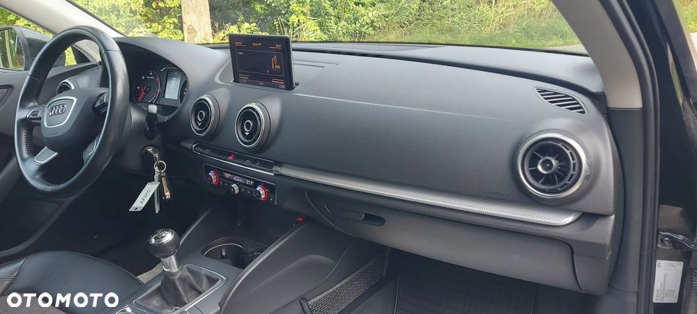 Audi A3 Sportback 1.6 TDI (clean diesel) Attraction - 34