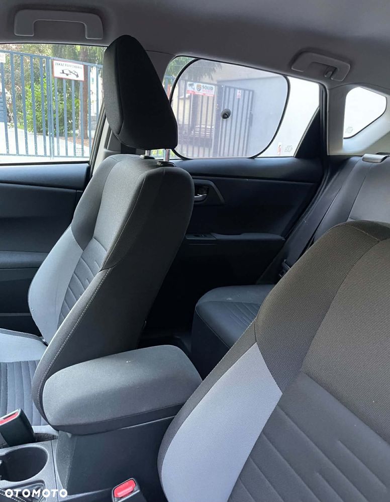 Toyota Auris 1.6 Active - 9