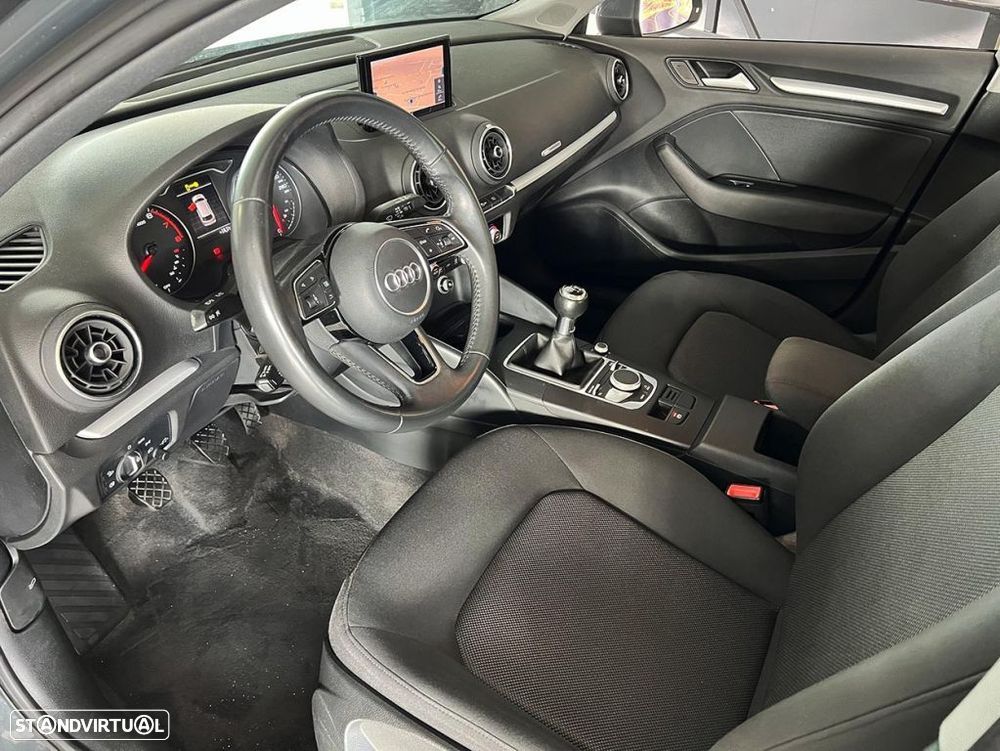 Audi A3 Sportback 30 TFSI - 7