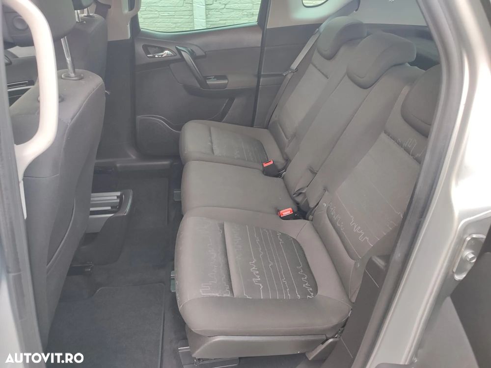Opel Meriva - 13