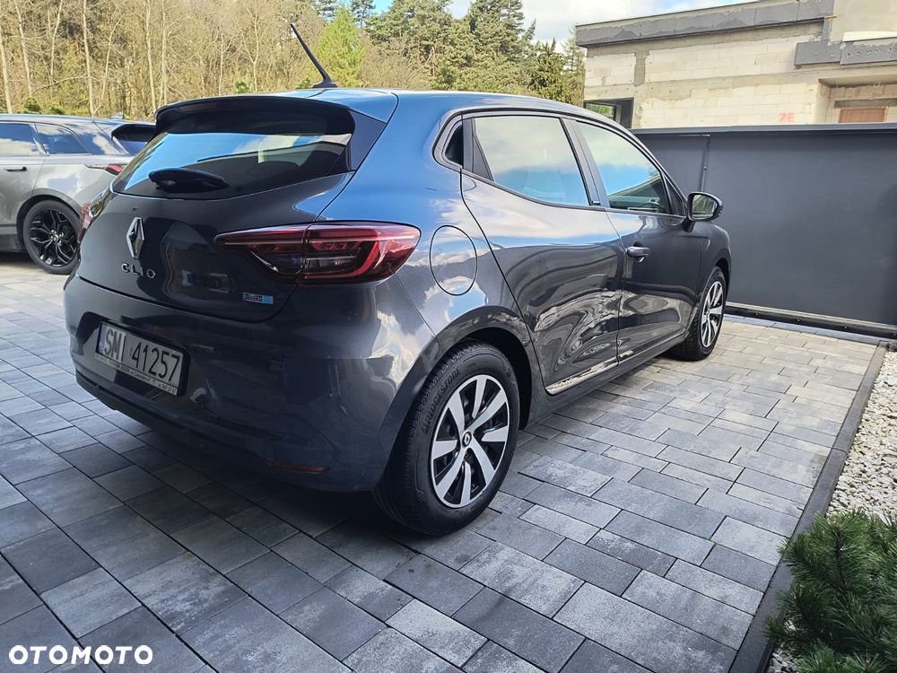 Renault Clio E-TECH 140 BUSINESS EDITION - 12