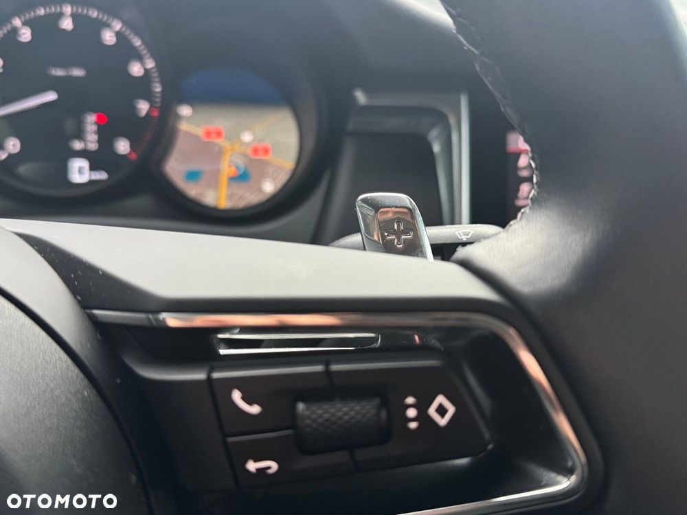 Porsche Macan Standard - 15