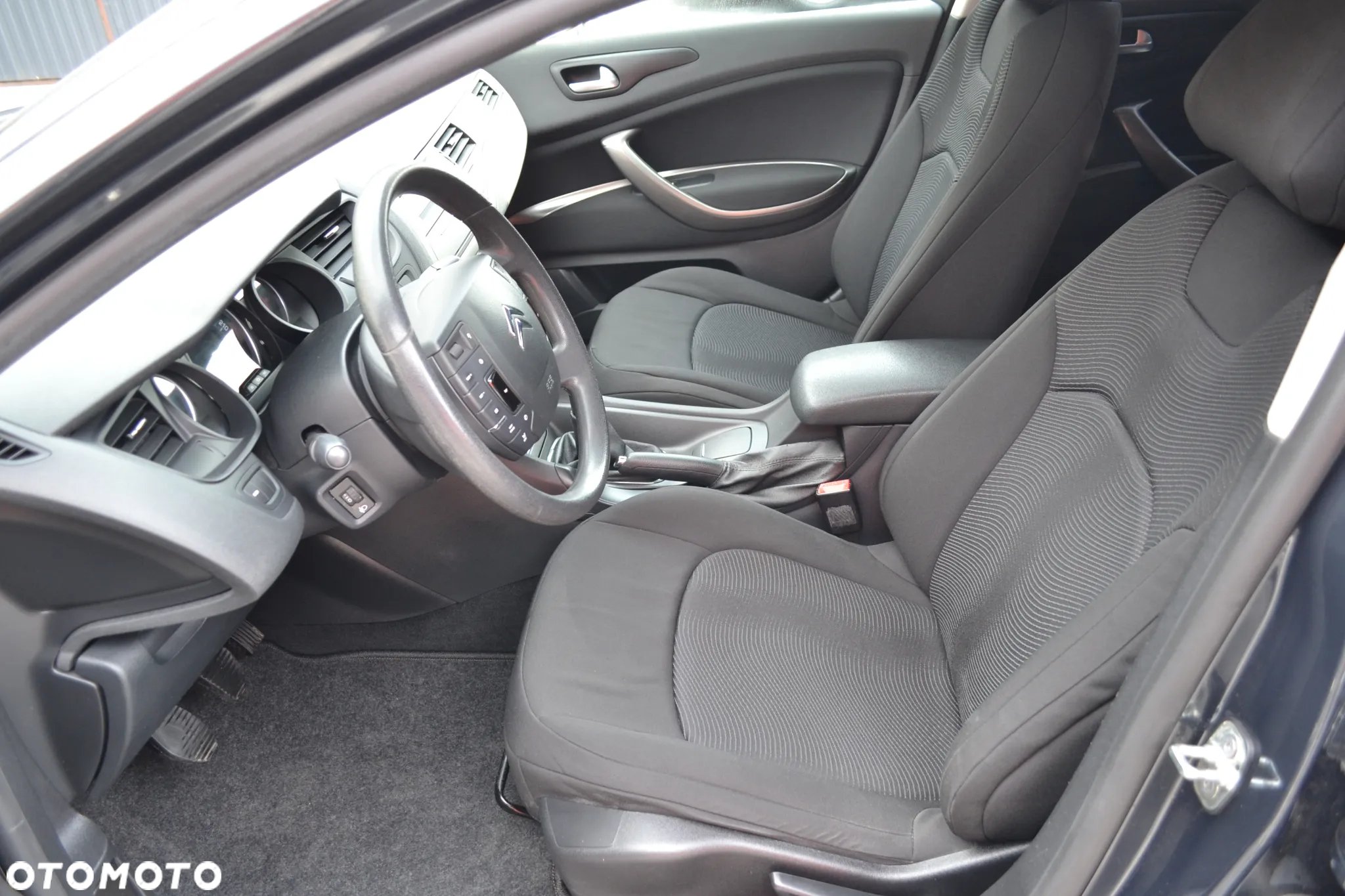 Citroën C5 1.8 16V Confort - 5