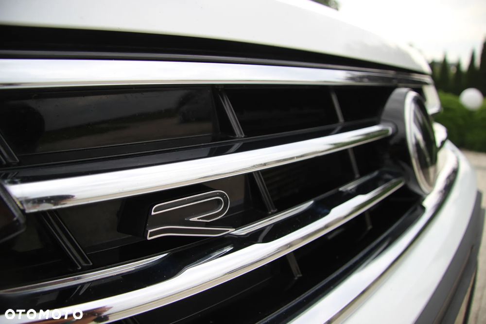 Volkswagen Tiguan 2.0 TDI SCR 4MOTION DSG R-Line - 10
