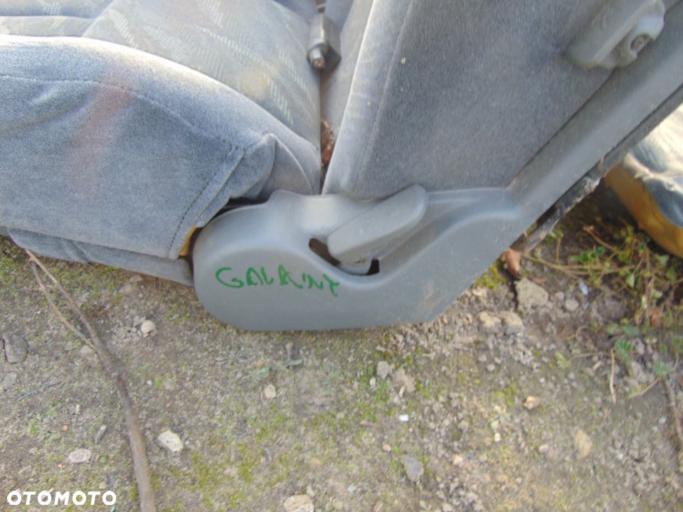 Fotele Mitshubishi Galant  Kombi komplet - 1