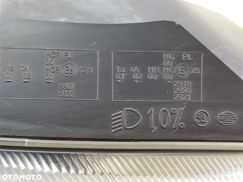 Reflektor lampa przód prawa Skoda Fabia  II 2007-2014 HELLA - 3