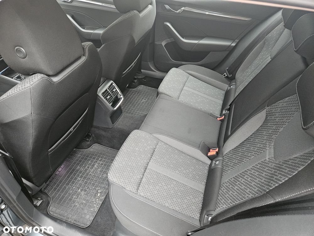 Skoda Octavia - 7