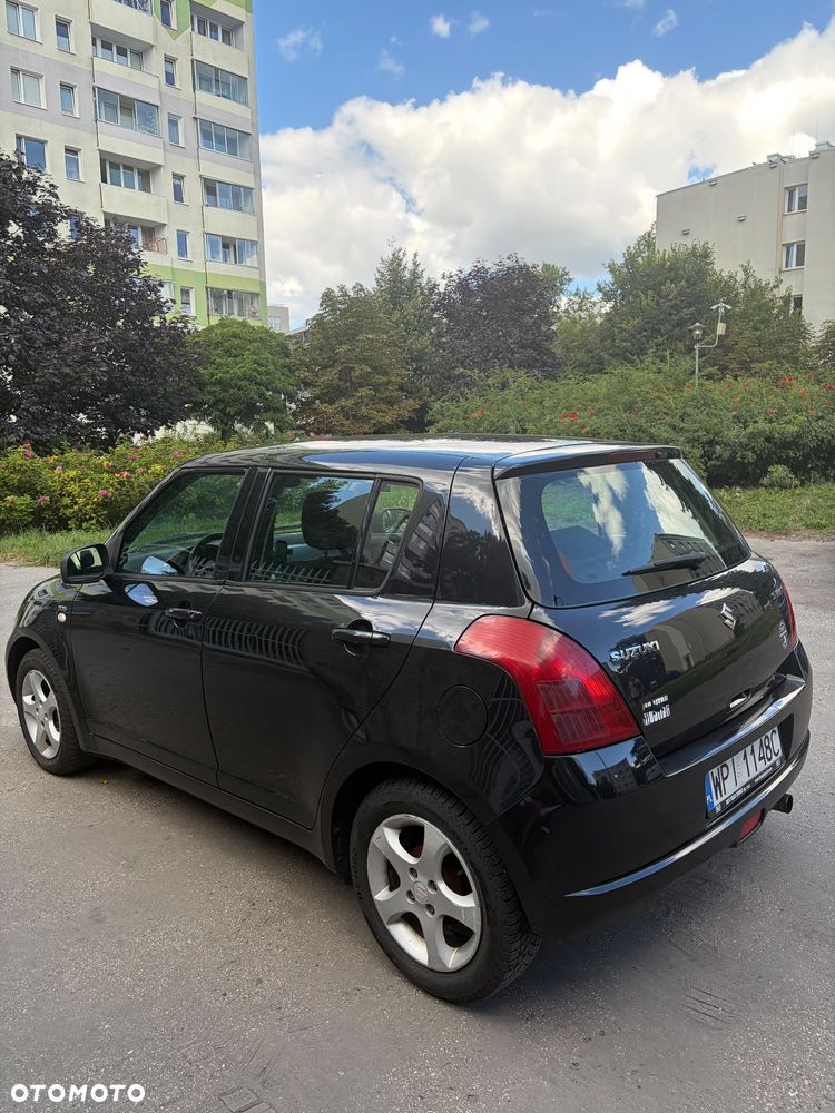 Suzuki Swift 1.3 DDiS 16v GL Airco - 4