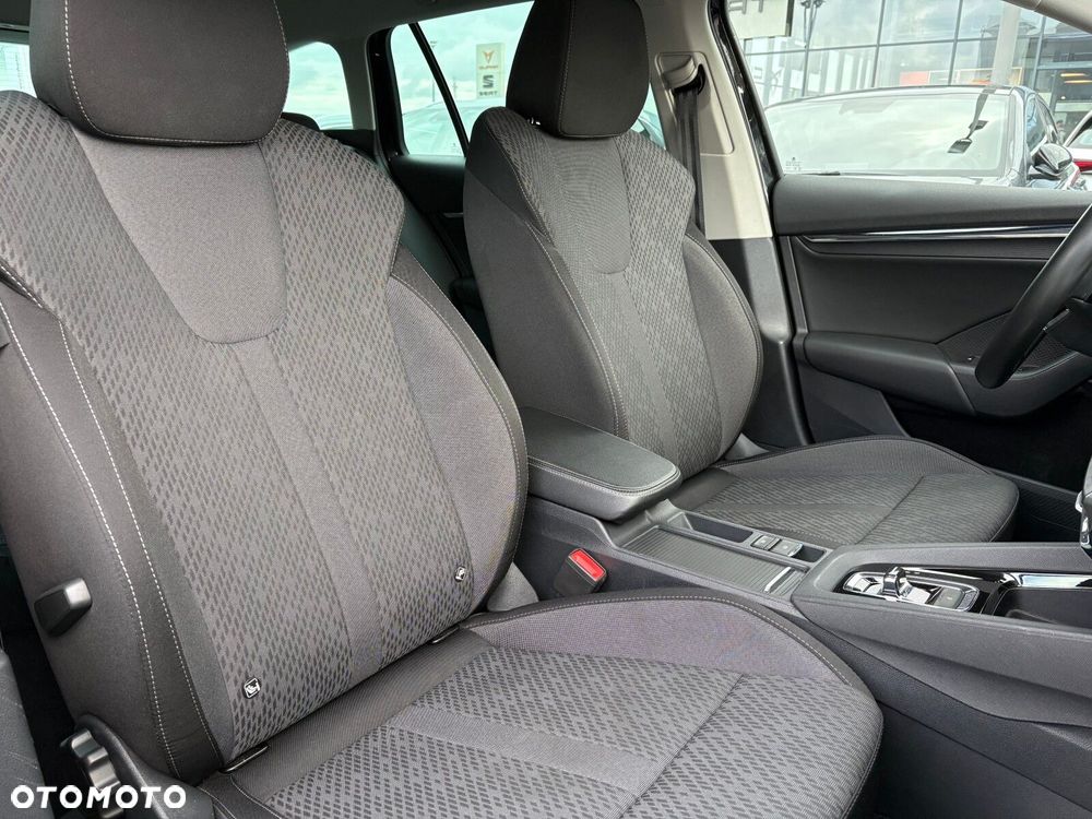 Skoda Octavia 2.0 TDI Style DSG - 17