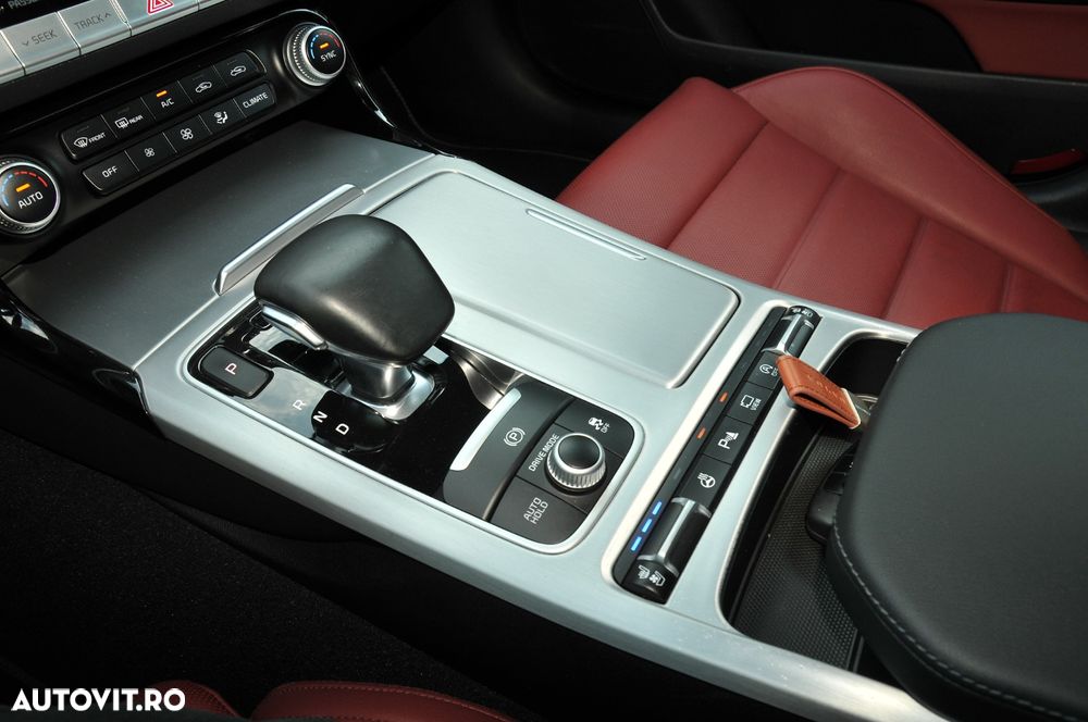 Kia Stinger 2.2 CRDI AWD GT Line - 21