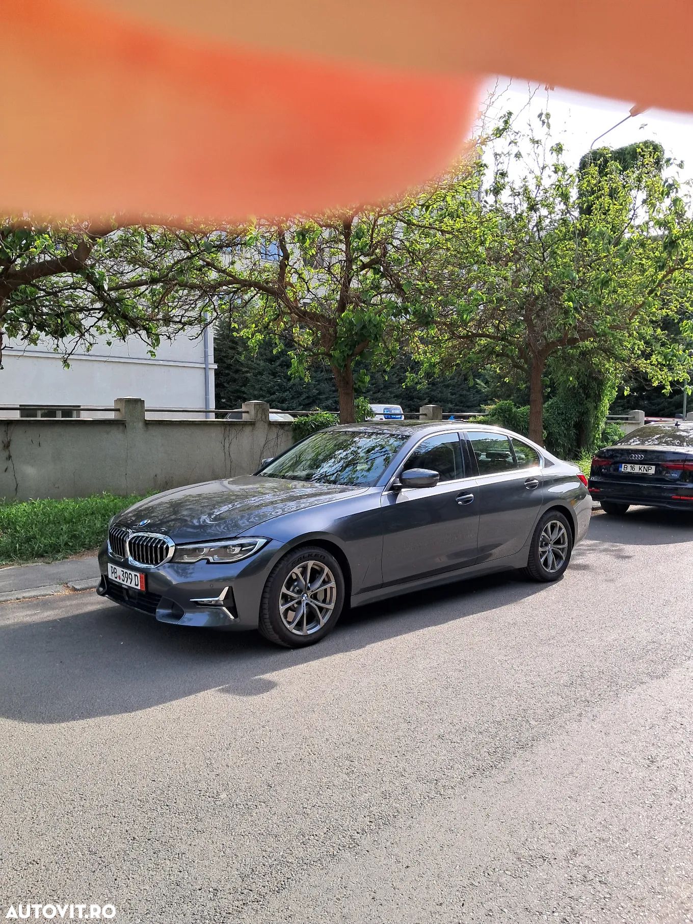 BMW Seria 3 330i Aut. Luxury Line - 1