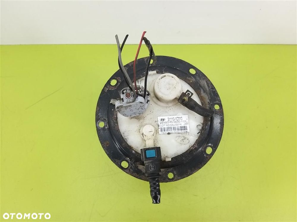 Pompa pompka paliwa PŁYWAK Hyundai Getz 1.1B 66KM 2002-2011 31110-1C010 - 5