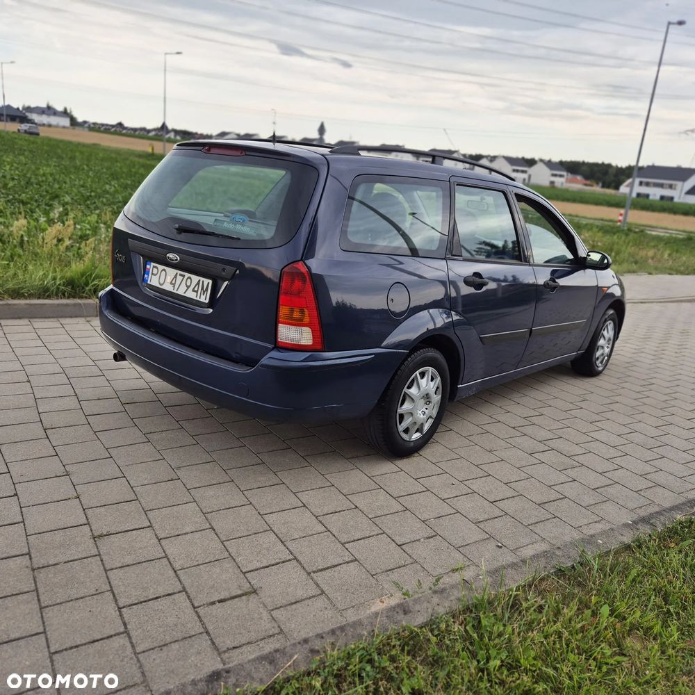 Ford Focus 1.4 Trend - 3