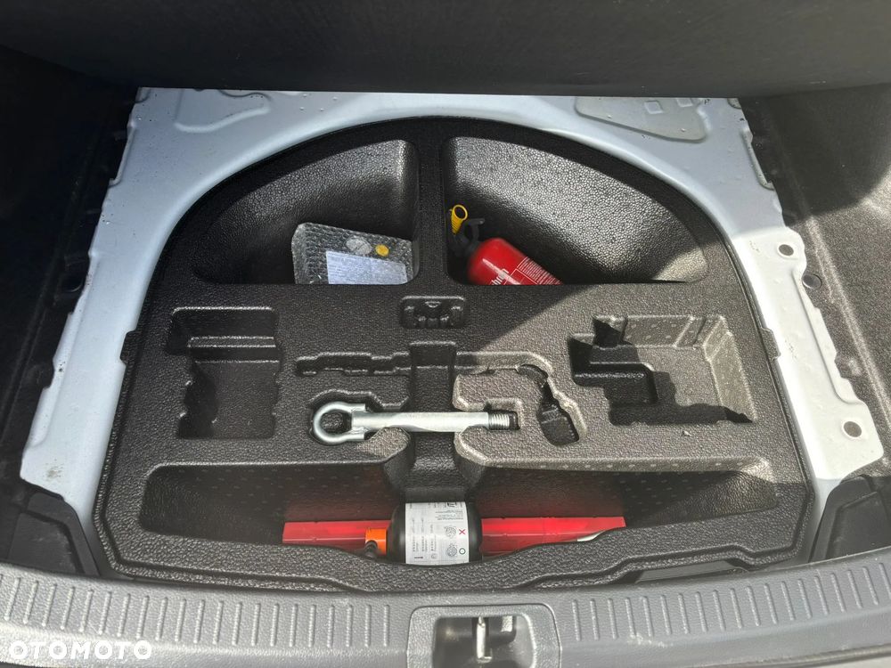 Toyota Corolla 1.5 Active - 11