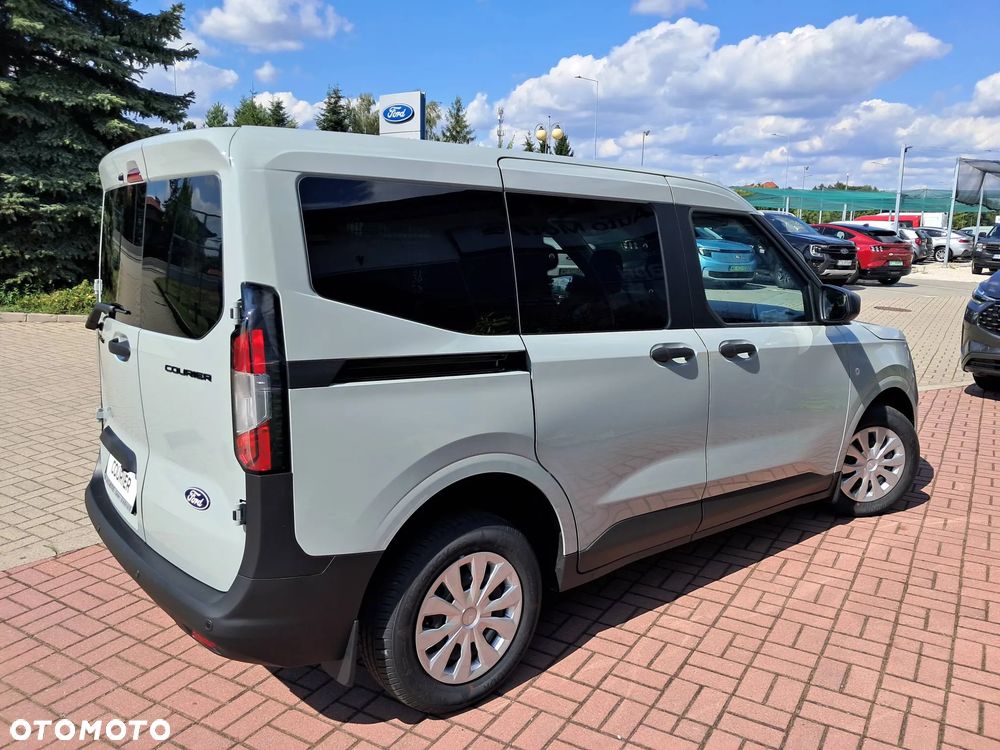 Ford Transit Courier Trend - 14