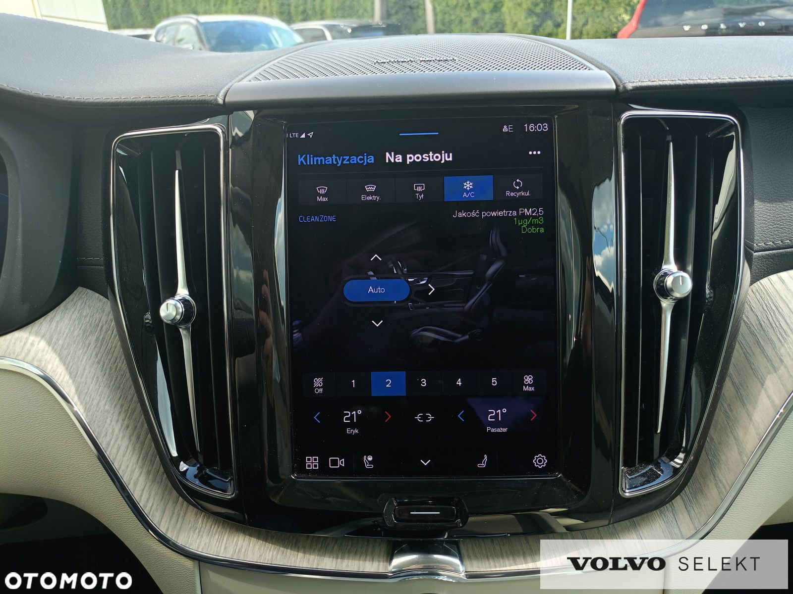 Volvo XC 60 - 20