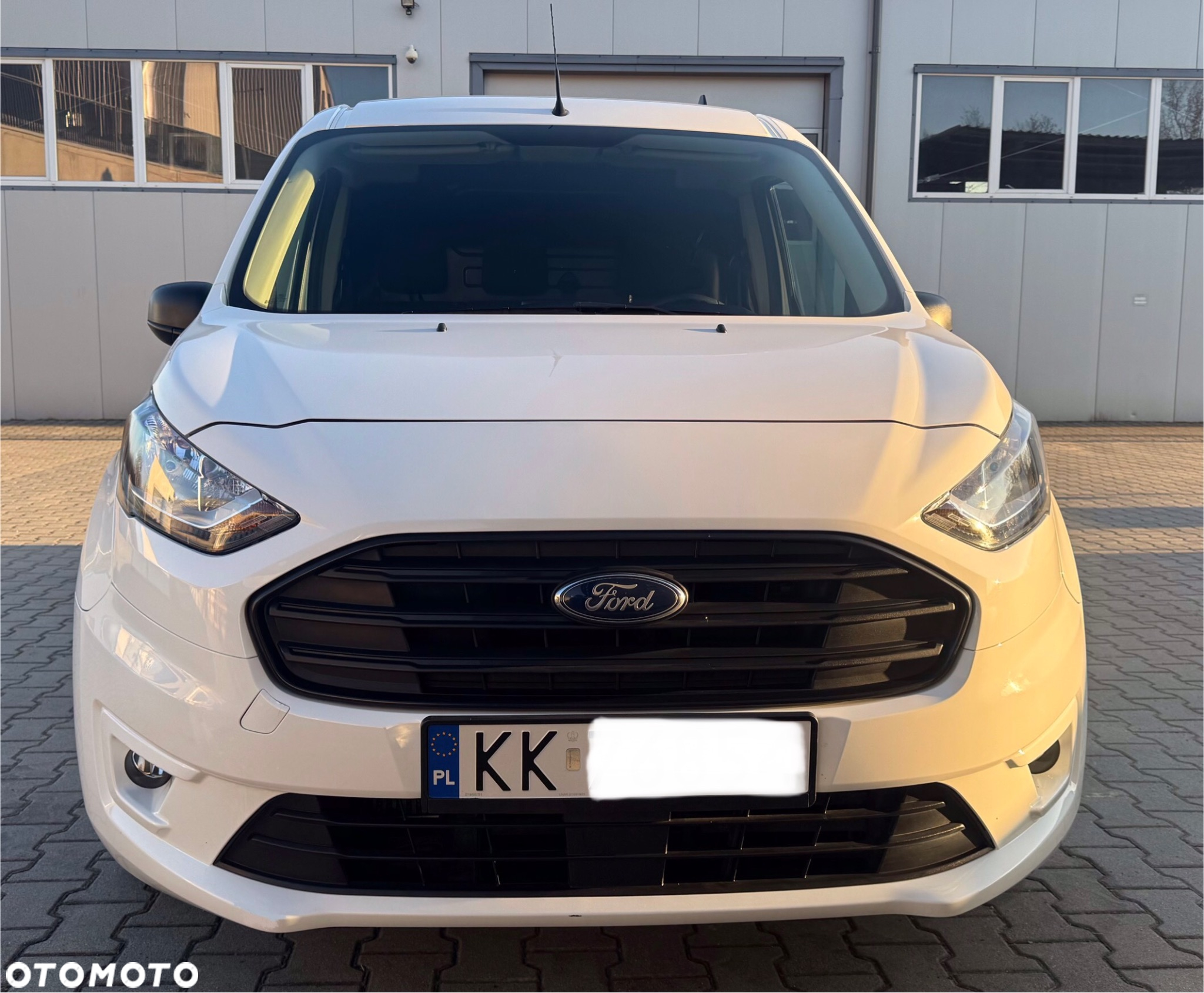 Ford Transit Connect - 12