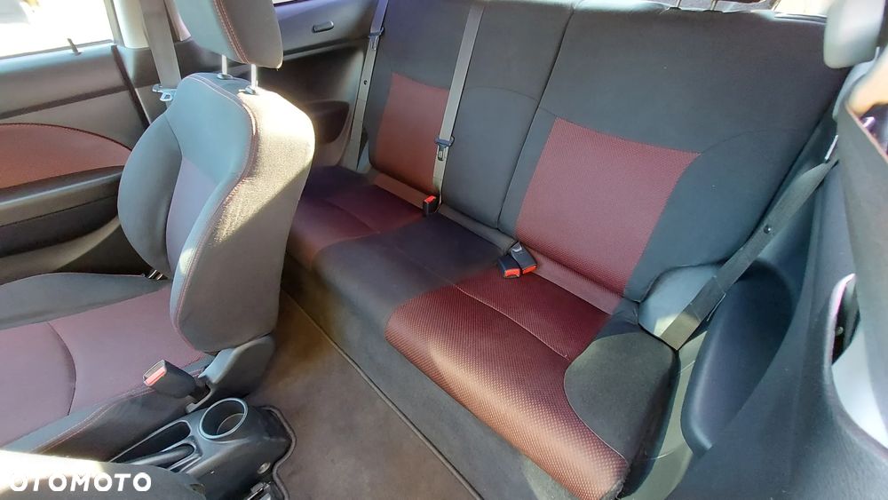 Honda Civic 1.6i Sport - 31