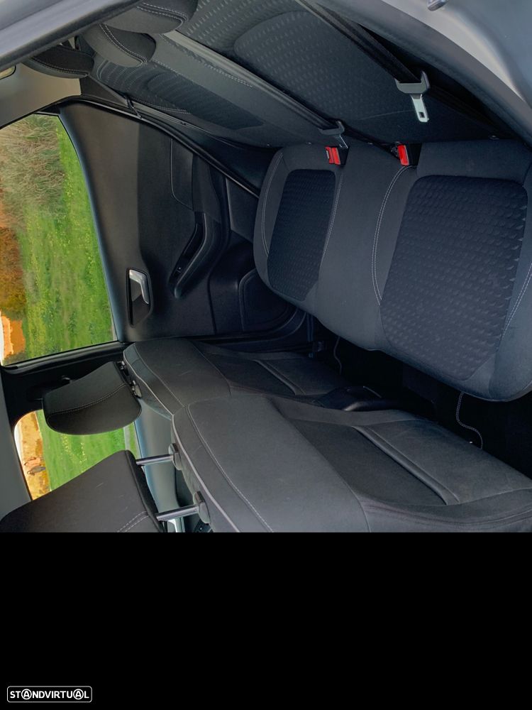 Ford Fiesta - 5