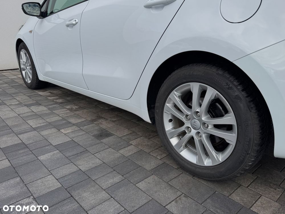 Kia Ceed 1.6 GDI Vision - 36