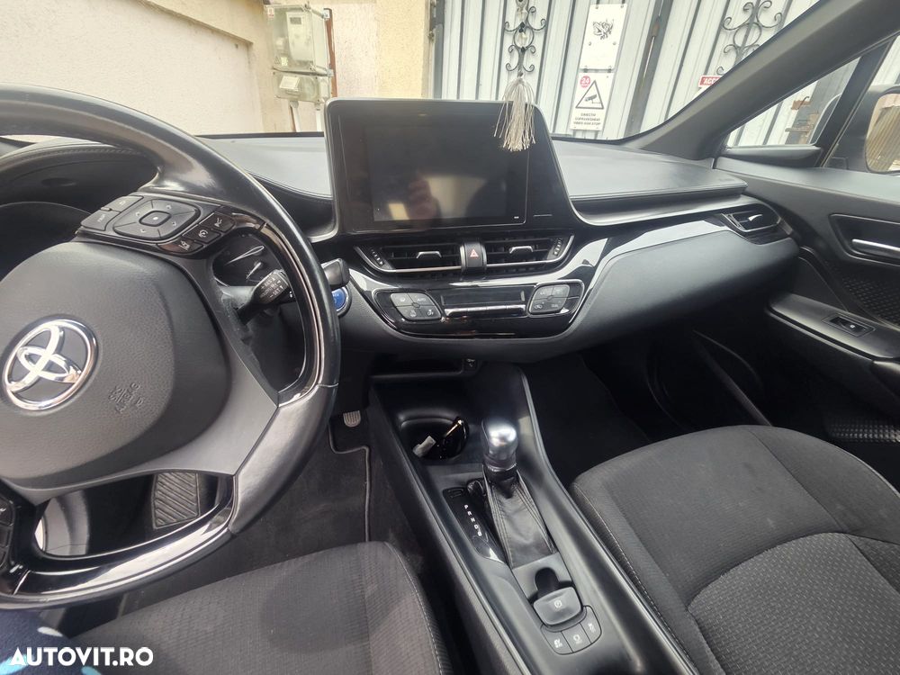 Toyota C-HR 1.8 HSD 4x2 CVT C-enter - 3