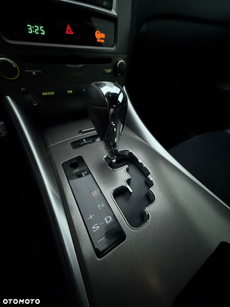 Lexus IS 250 F Sport - 19