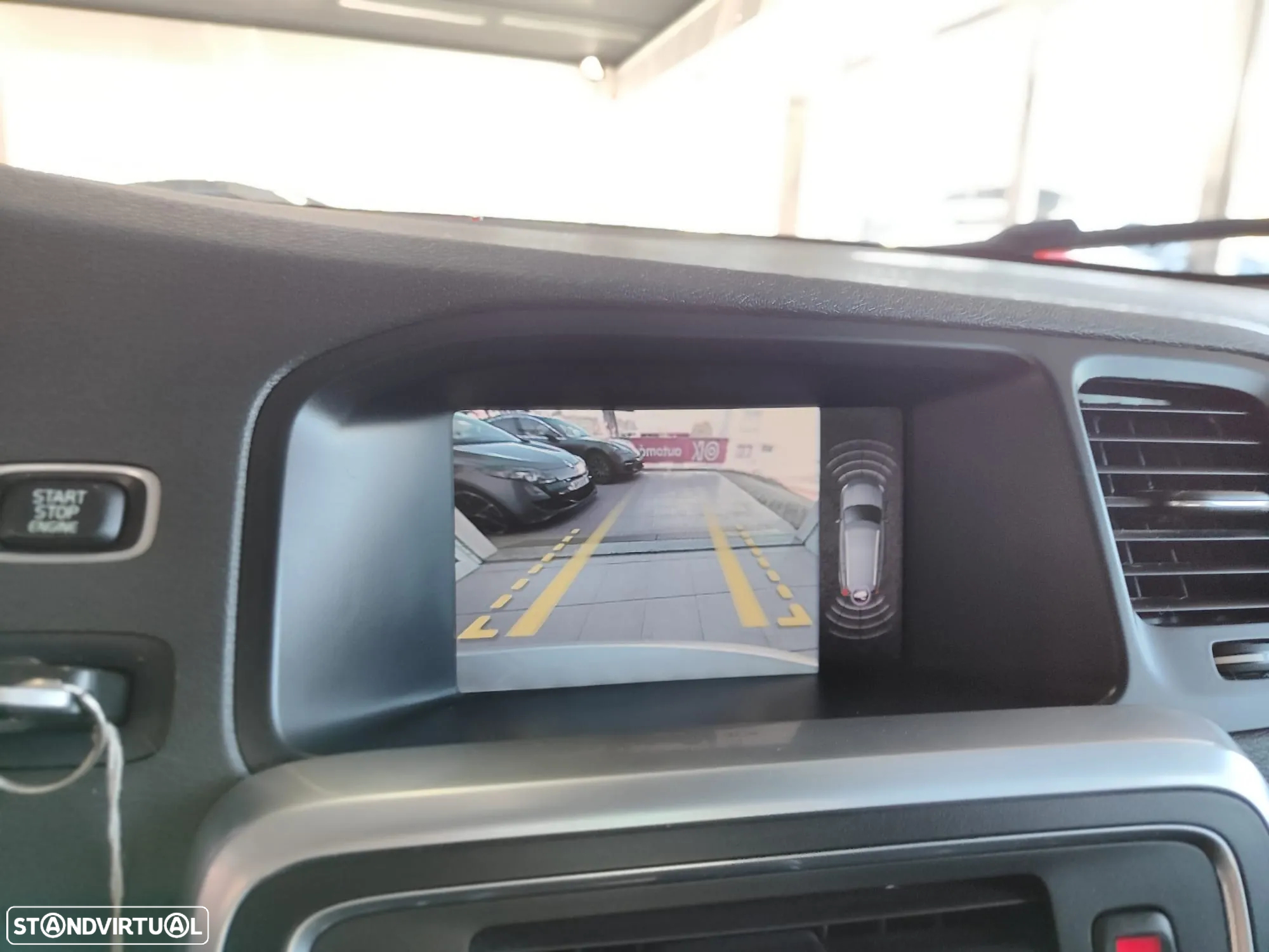 Volvo V60 D3 Geartronic Summum - 31