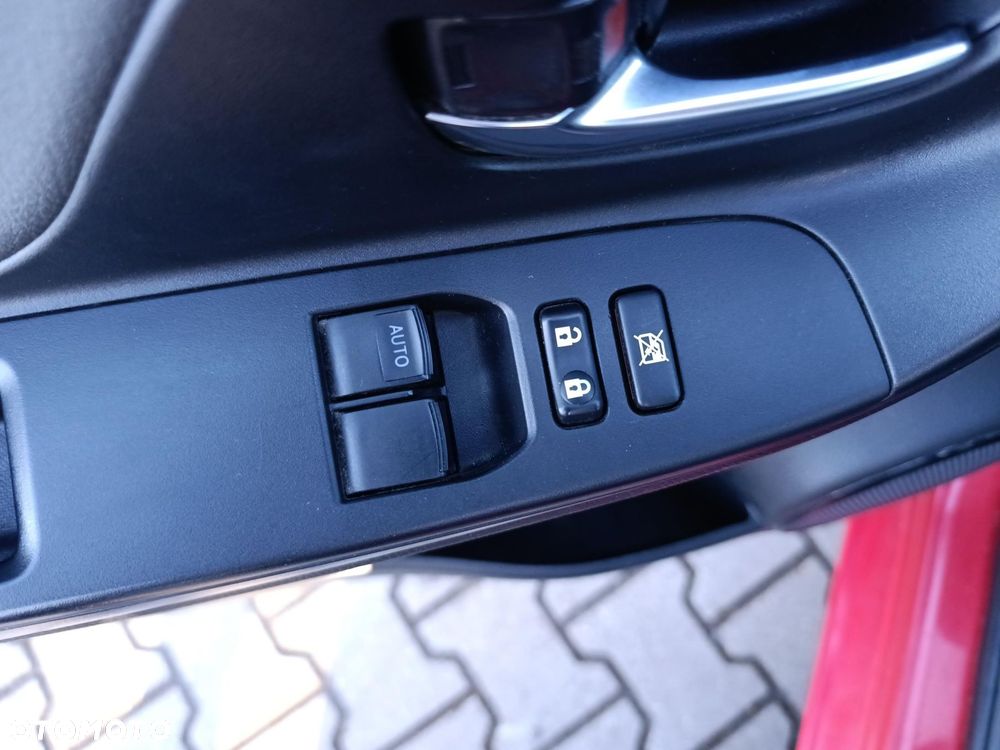 Toyota Yaris 1.5 Premium CVT - 15