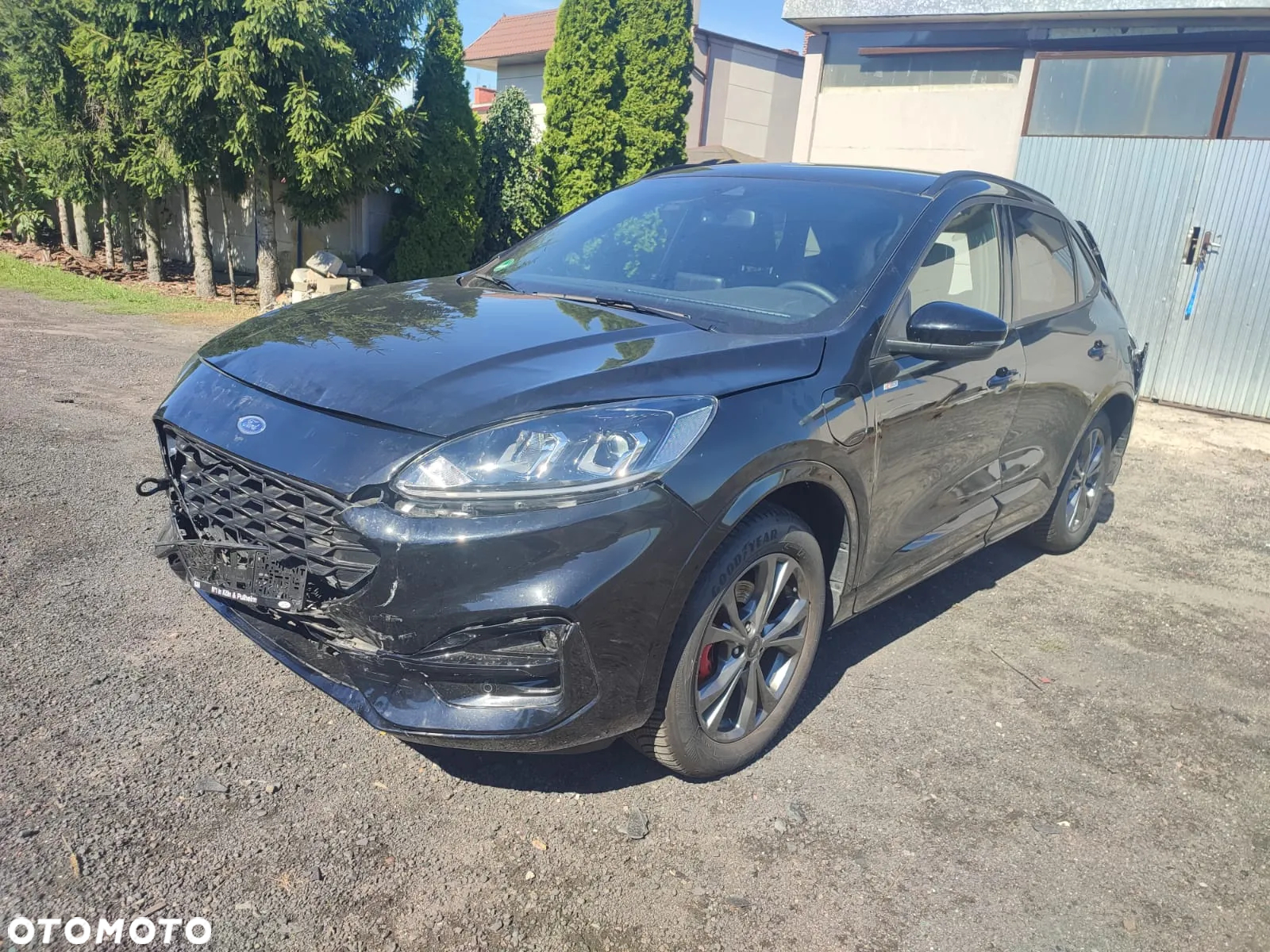 Ford Kuga - 2
