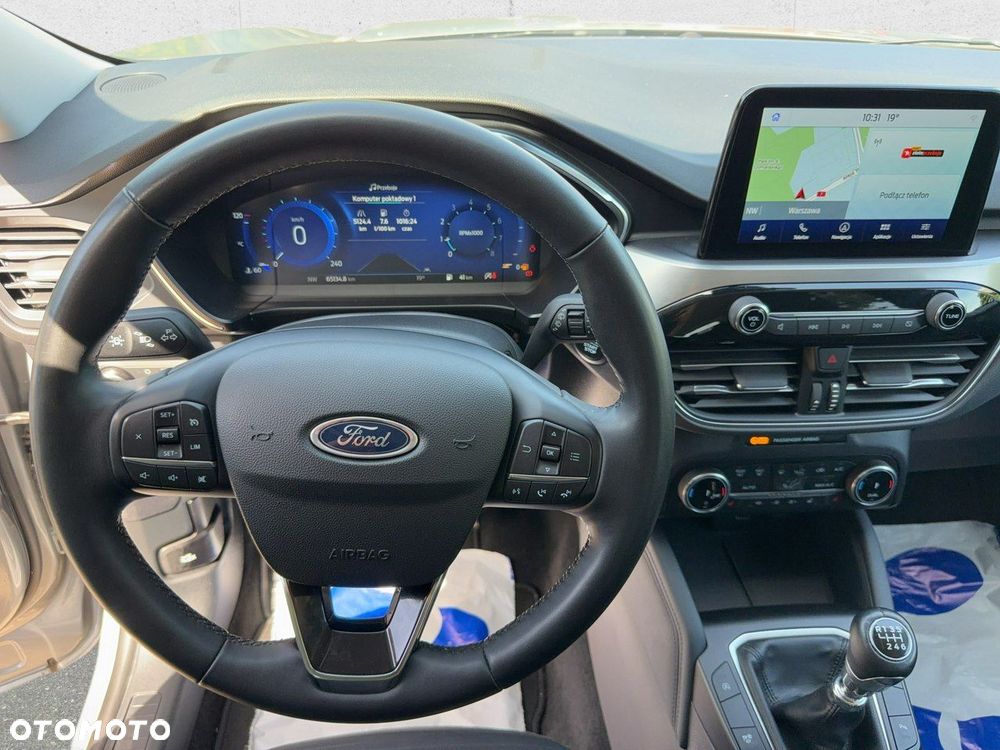 Ford Kuga - 19