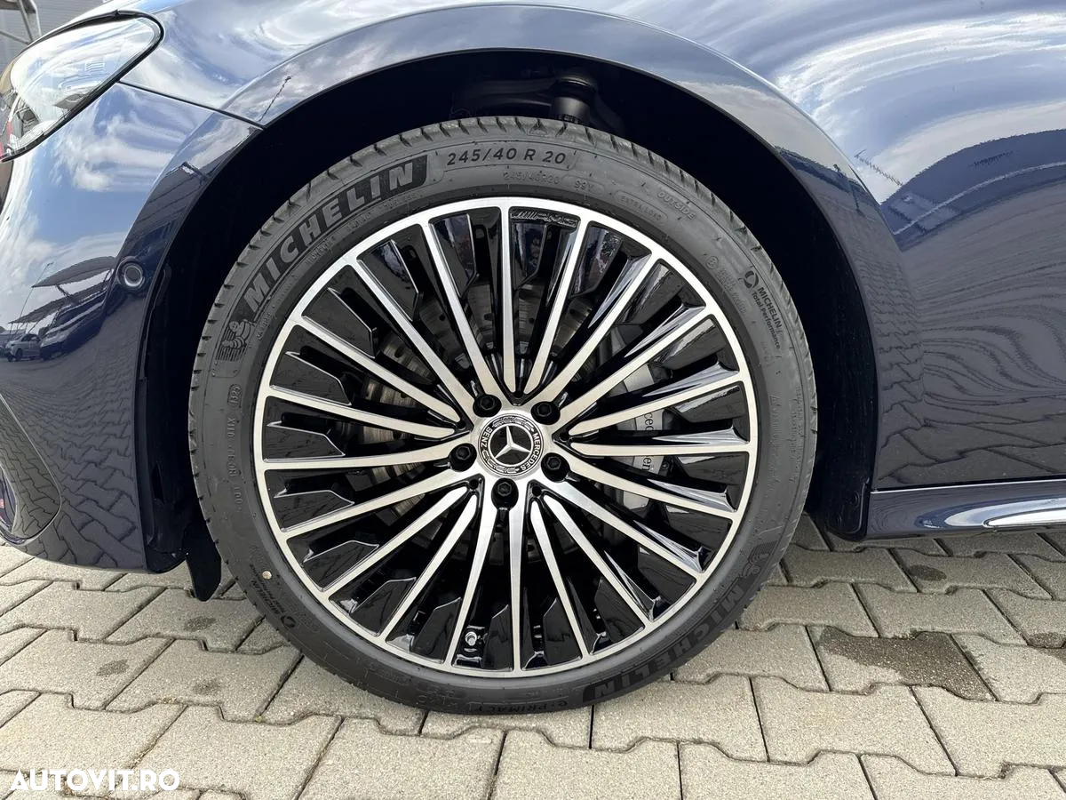 Mercedes-Benz E - 9