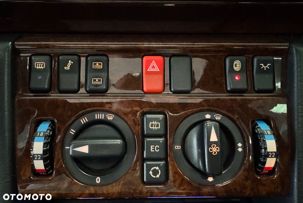 Mercedes-Benz W124 (1984-1993) - 14