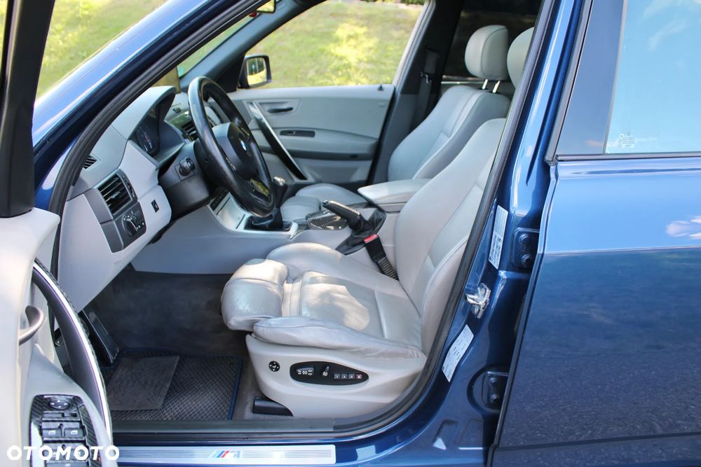 BMW X3 3.0i - 24