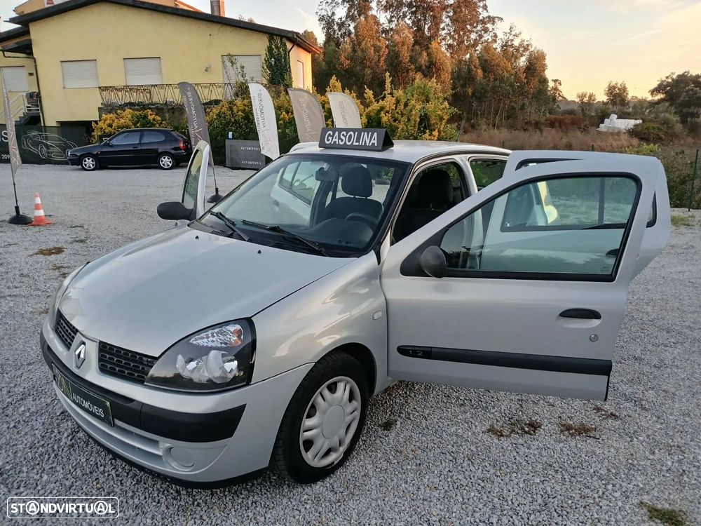 Renault Clio - 7