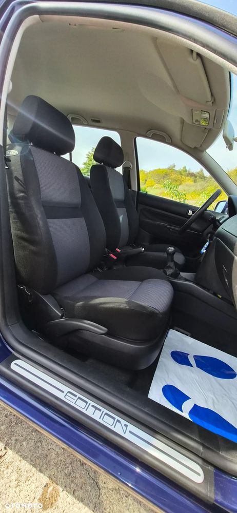 Volkswagen Golf - 14