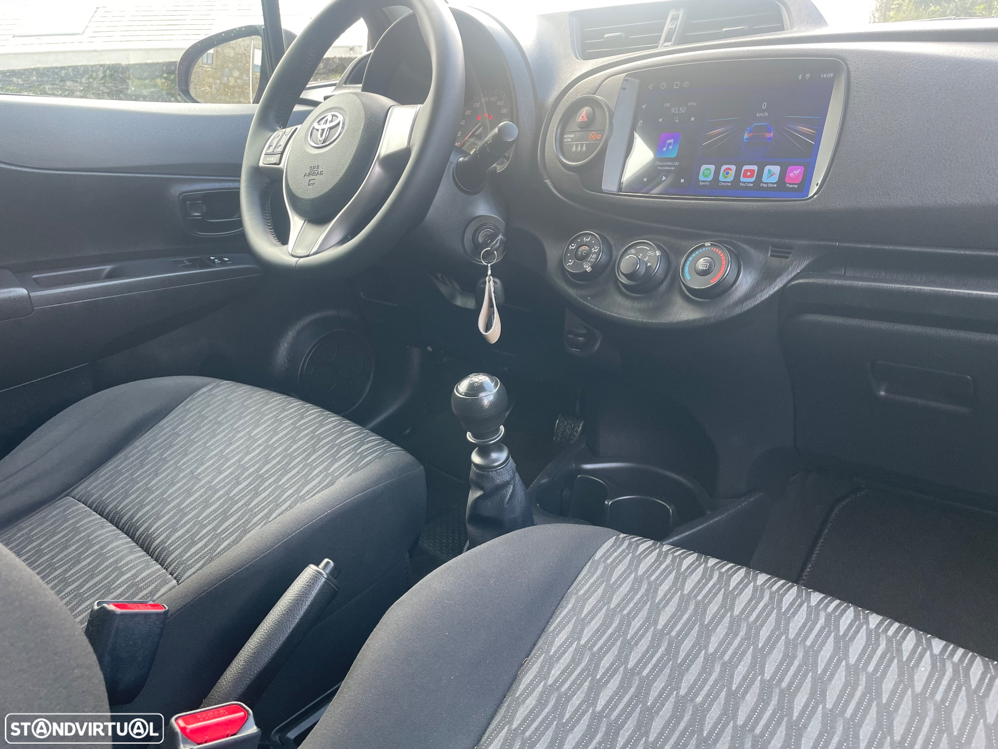 Toyota Yaris 1.4 D-4D ACtive 99g - 9